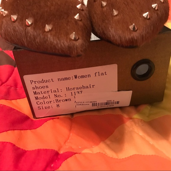 🆕Vincenzo  Leather Hair-on Gold-Studded Flats 8 - Picture 4 of 8